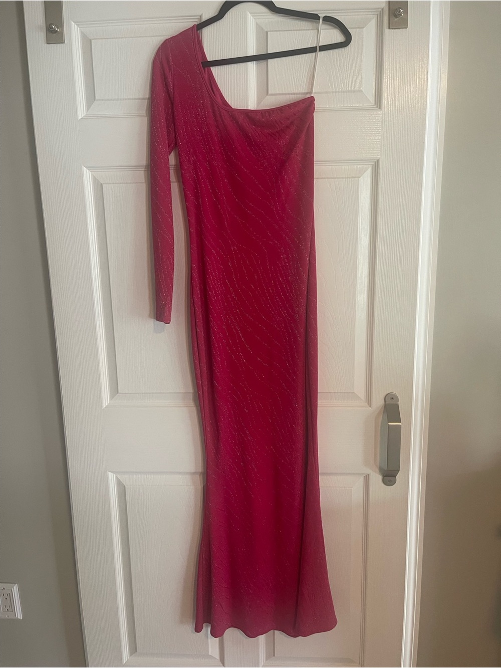 One-Shoulder pink dress